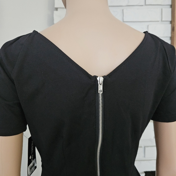 Rebel Sugar black sheath midi dress ahort sleeves v back - Picture 6 of 13